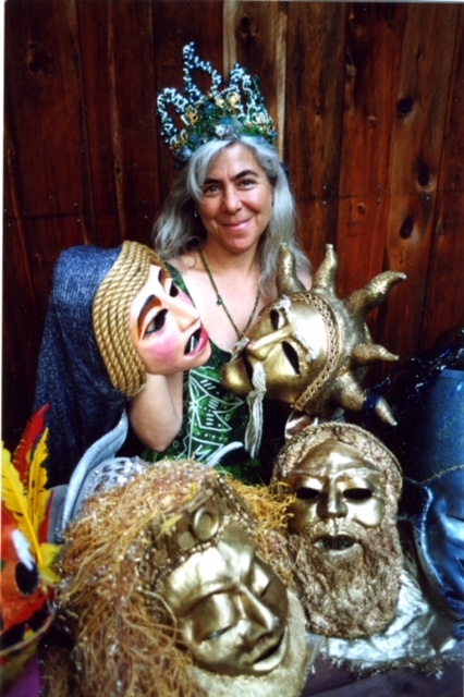 Leslie &amp;Masks#2002
