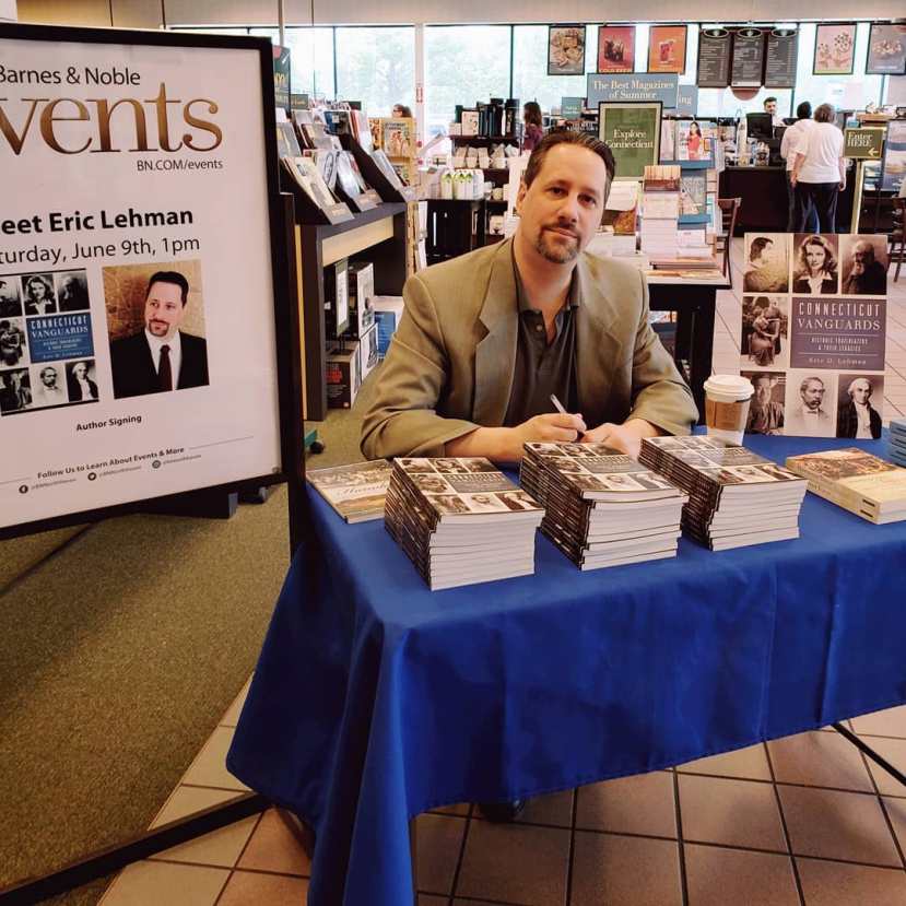 34794208_2104302199583262_652618442381197312_o